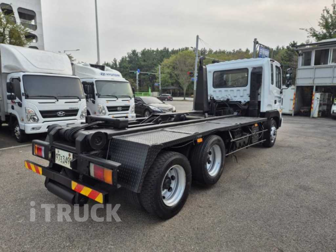 현대 메가트럭 암롤 250 7.5톤 수동 앞축 5