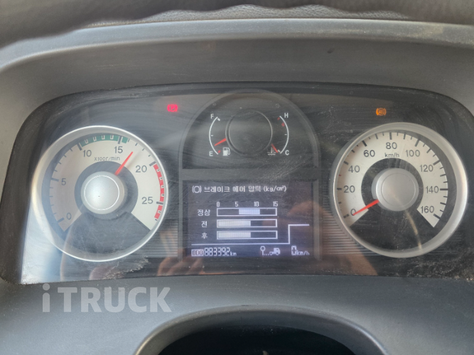 현대 트라고 350 십바리 윙바디 9.5톤 수동 3