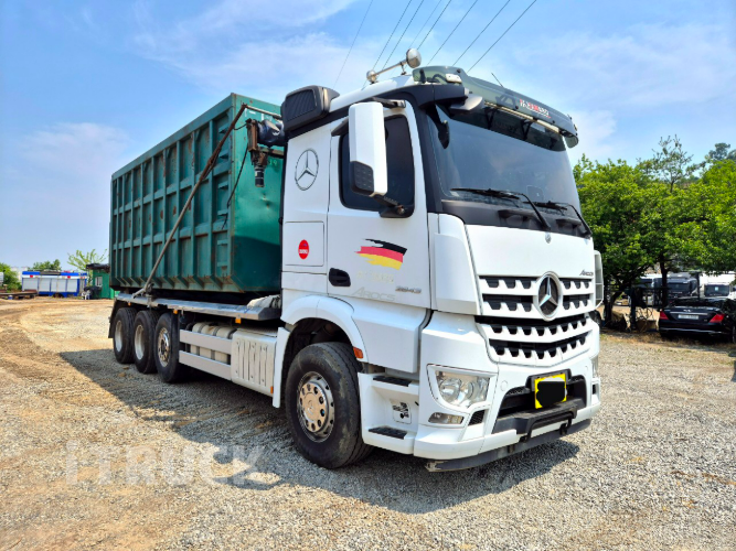 벤츠 아록스 암롤 420 21톤 오토 앞축 30루베 2