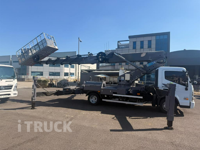 현대 고소작업차 호룡3004N 올뉴마이티 3.5톤 8