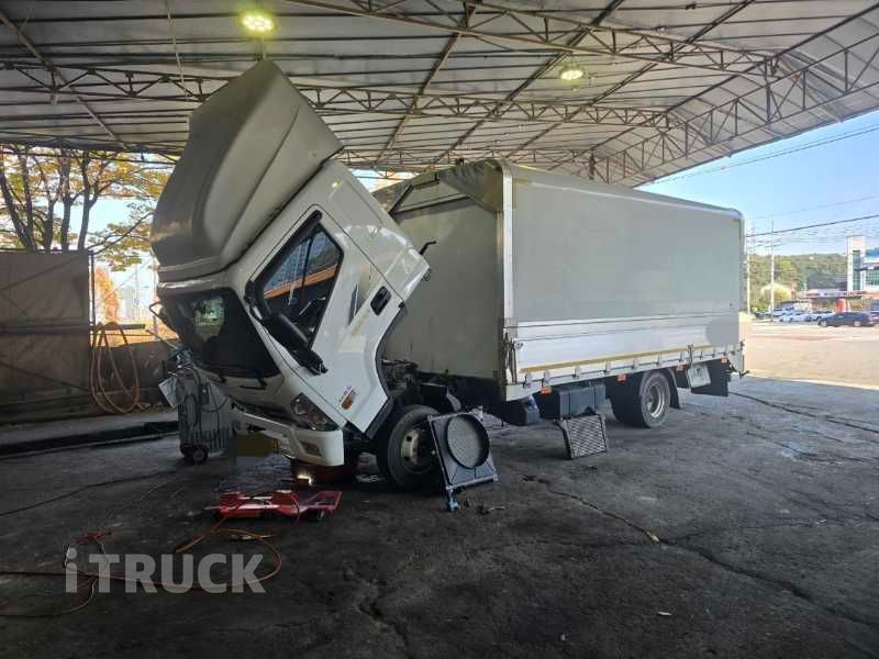 현대 마이티와이드 3.5톤 광폭 윙바디 1