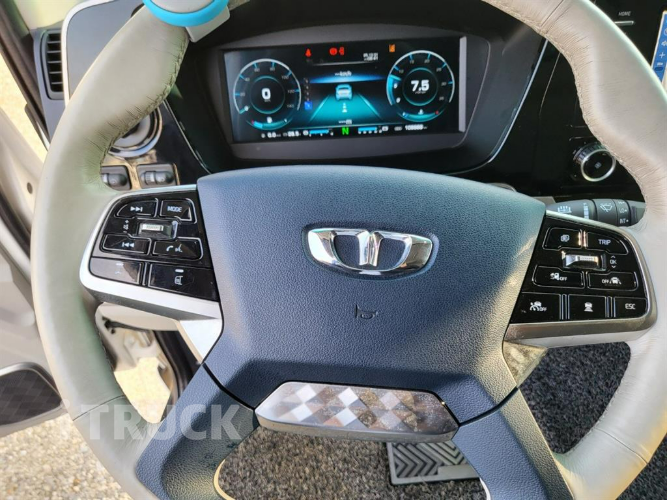 타타대우 더쎈 4톤 광폭 냉동탑 10