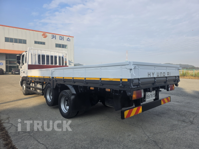 현대 메가트럭 280 앞축 카고 7.5톤 수동 3