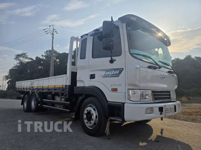 현대 메가트럭 280 앞축 카고 7.5톤 수동 2