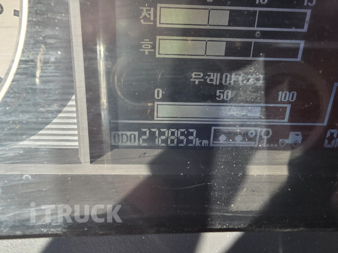 현대 트라고 25톤 15