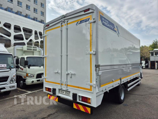 현대 올뉴마이티 3.5톤 광폭 윙바디 슈퍼캡 1