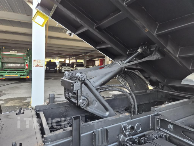 현대 메가트럭 화물덤프 5톤 11