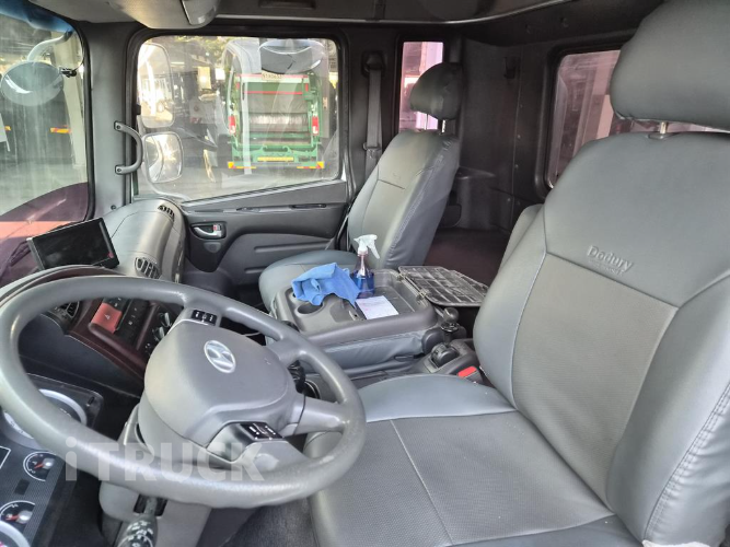 현대 메가트럭 화물덤프 5톤 12