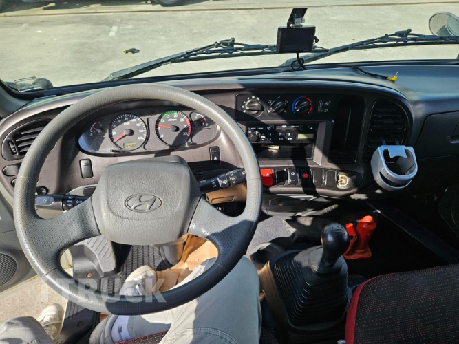 현대 마이티큐티 2.5톤 표준탑 일반캡 10