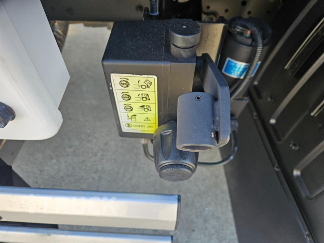 현대 메가트럭 280 단바리 카고 4.5톤 수동 9