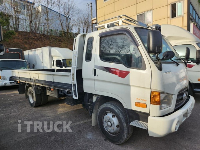 현대 이마이티 3.5톤 카고 슈퍼캡 2