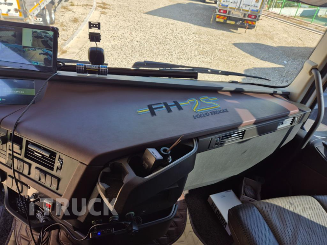 볼보 버큠로리 FH 23,500L 오토 11