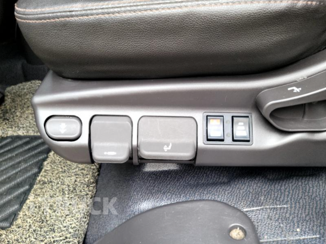 현대 메가트럭 280 단바리 냉동윙 4.5톤 오토 7