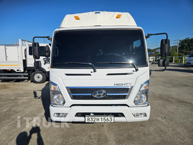 현대 올뉴마이티 3.5톤 광폭 카고 슈퍼캡 1