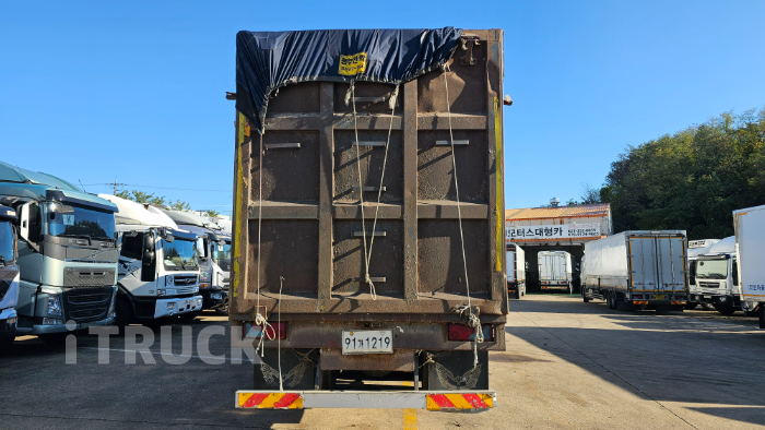 타타대우 우드칩 25톤 480 앞축 오토 2