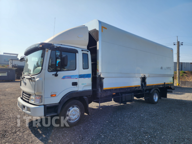 현대 메가트럭 250 단바리 윙바디 4.5톤 수동