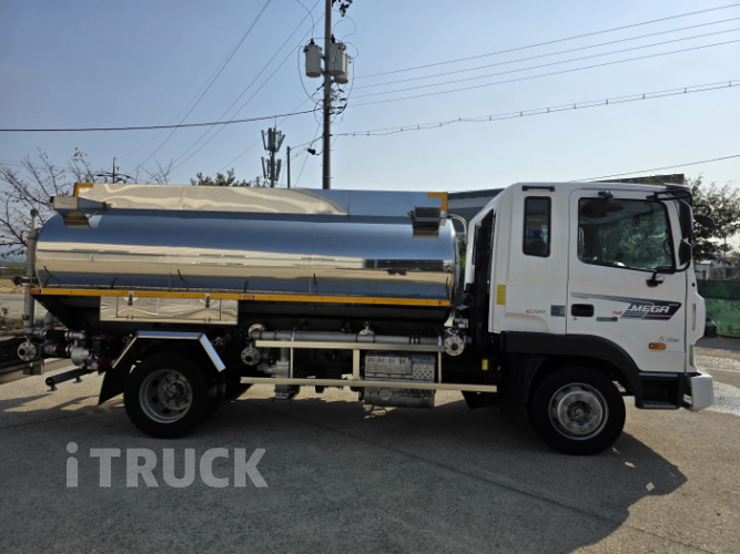 현대 살수차 메가트럭 스텐탱크 8,000L 수동 3