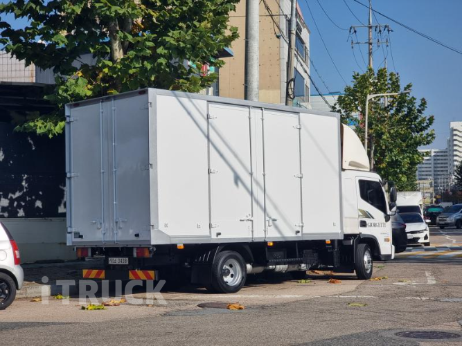 현대 올뉴마이티 3.5톤 표준탑 슈퍼캡 1