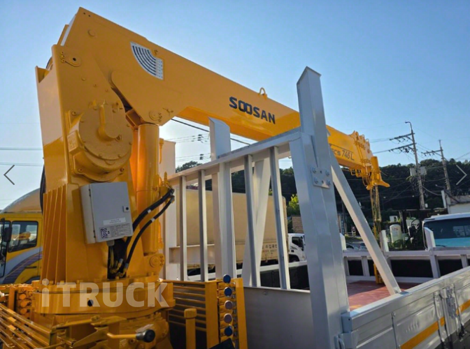 현대 카고크레인 수산중공업 올뉴마이티 5톤 8