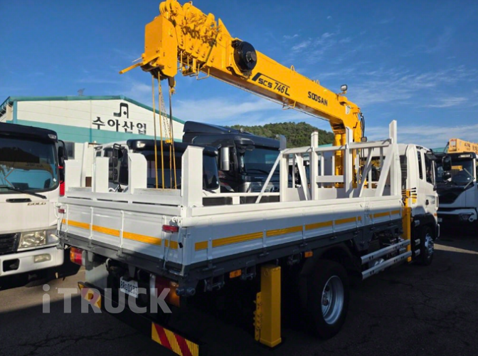 현대 카고크레인 수산중공업 올뉴마이티 5톤 4