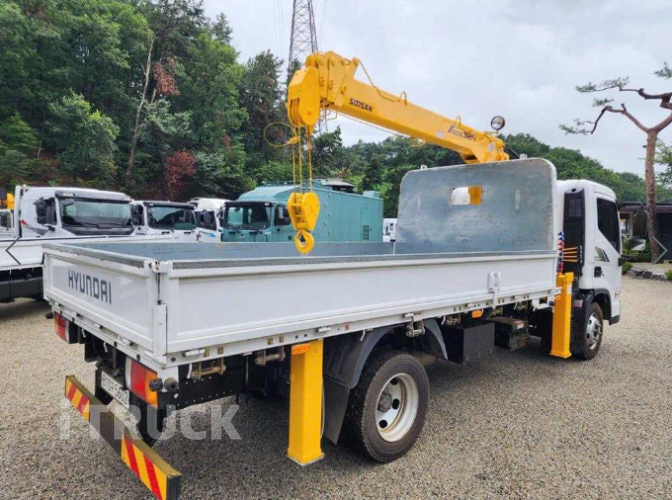 현대 카고크레인 수산중공업 올뉴마이티 3.5톤 4