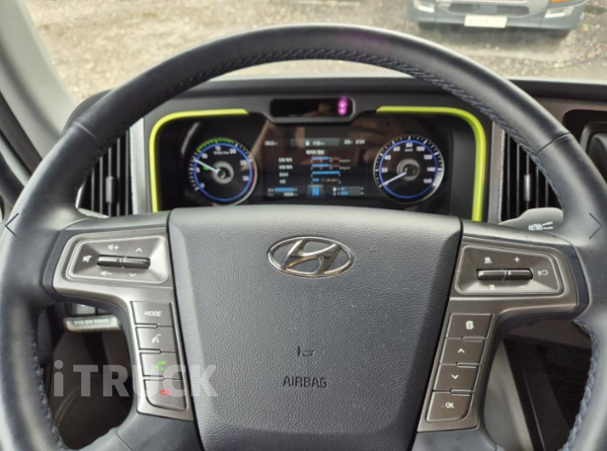 현대 카고크레인 수산중공업 파비스 5톤 18