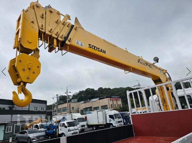 현대 카고크레인 수산중공업 메가트럭 5톤 9