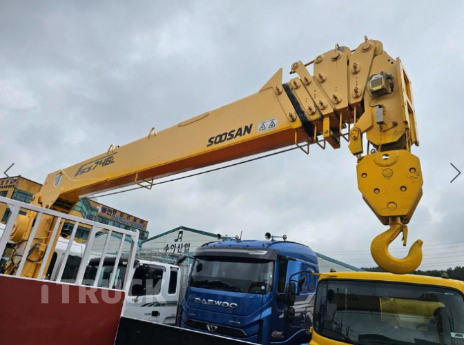 현대 카고크레인 수산중공업 메가트럭 5톤 10
