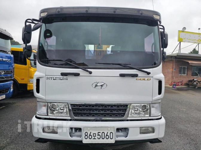 현대 카고크레인 수산중공업 메가트럭 5톤 2