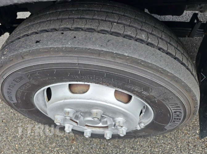 현대 카고크레인 수산중공업 메가트럭 5톤 18