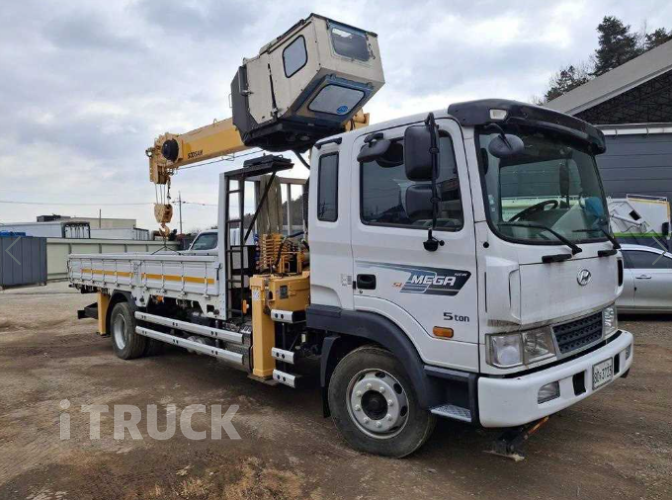 현대 카고크레인 수산중공업 메가트럭 5톤 1