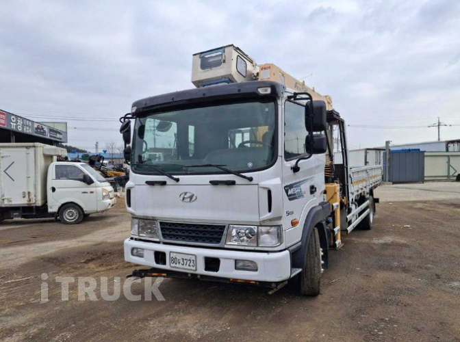 현대 카고크레인 수산중공업 메가트럭 5톤 0