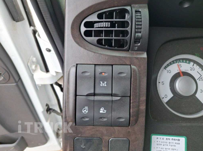 현대 카고크레인 수산중공업 메가트럭 5톤 15