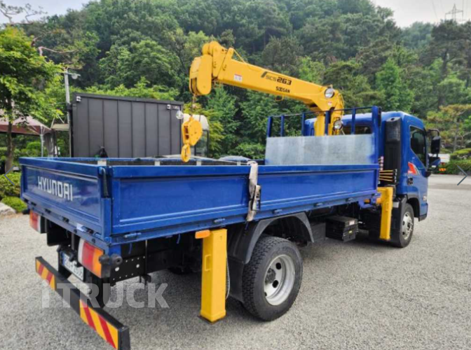 현대 카고크레인 수산중공업 올뉴마이티 2.5톤 3