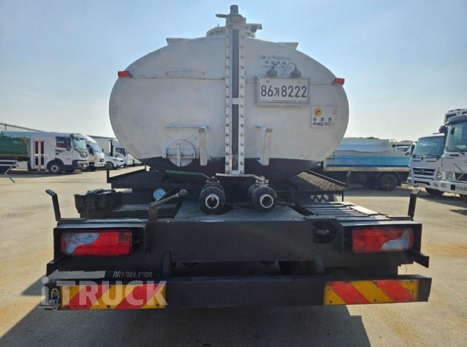 타타대우 버큠로리 노부스 스텐탱크 8,600L 수동 8