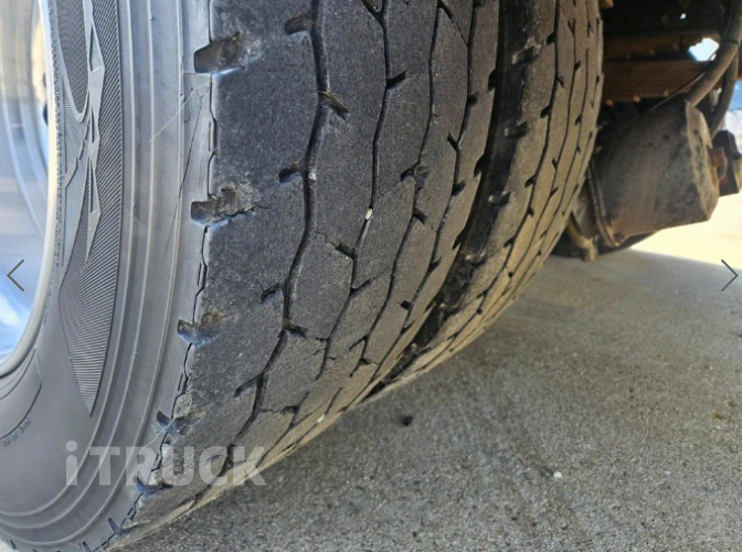 타타대우 버큠로리 노부스 스텐탱크 8,600L 수동 13