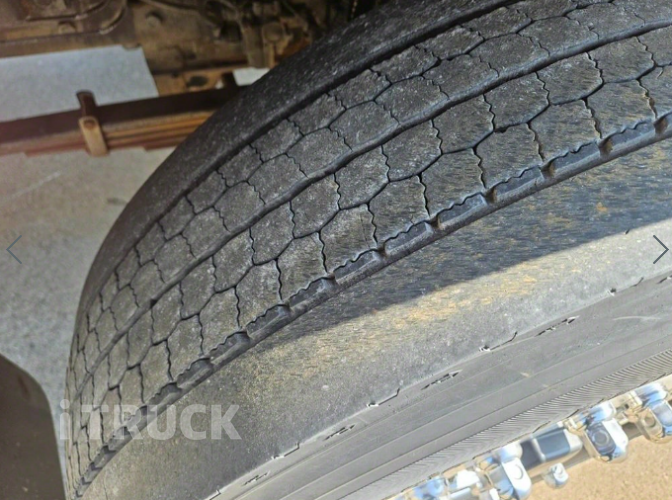 타타대우 버큠로리 노부스 스텐탱크 8,600L 수동 12