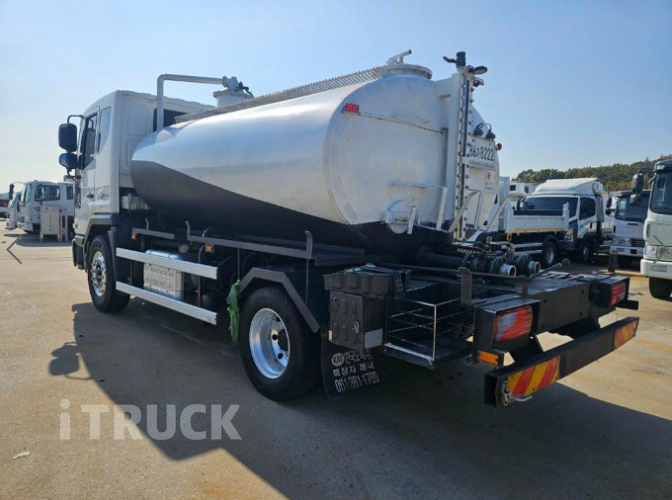타타대우 버큠로리 노부스 스텐탱크 8,600L 수동 7