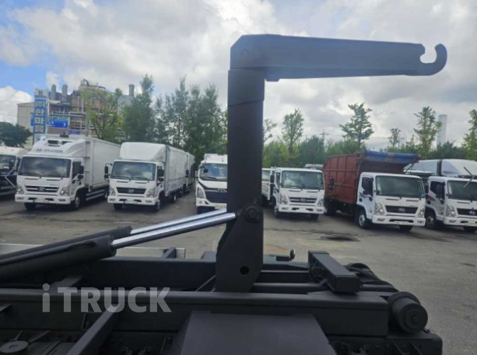 현대 메가트럭 암롤 280 5톤 수동 단바리 8