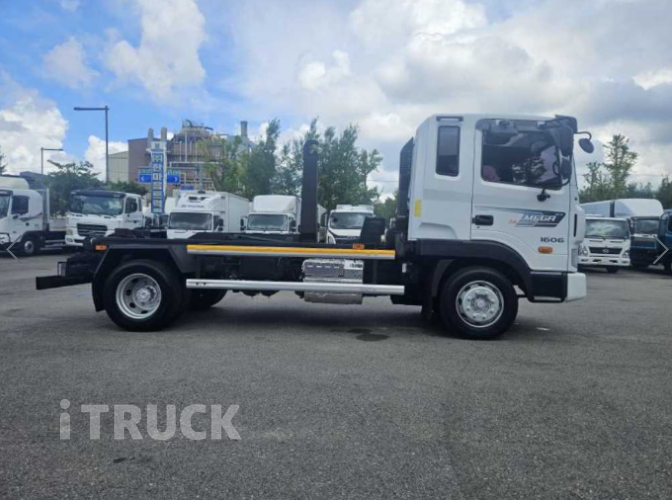 현대 메가트럭 암롤 280 5톤 수동 단바리 2