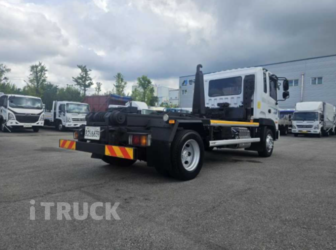 현대 메가트럭 암롤 280 5톤 수동 단바리 5