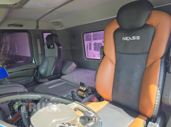 현대 트라고 암롤 460 22톤 수동 앞축 12