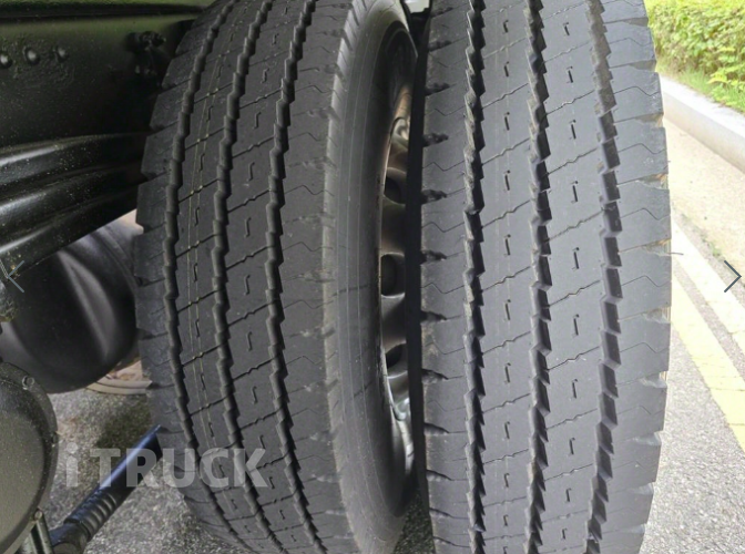 현대 트라고 암롤 460 22톤 수동 앞축 16