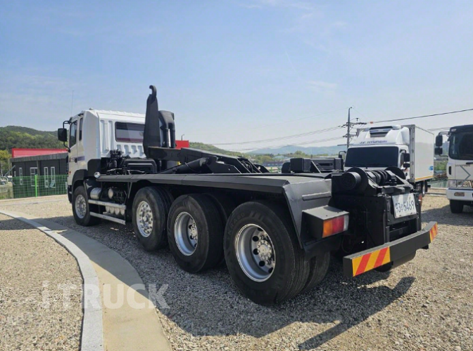 현대 트라고 암롤 420 24톤 수동 앞축 10