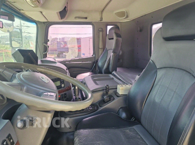 현대 트라고 암롤 420 24톤 수동 앞축 8