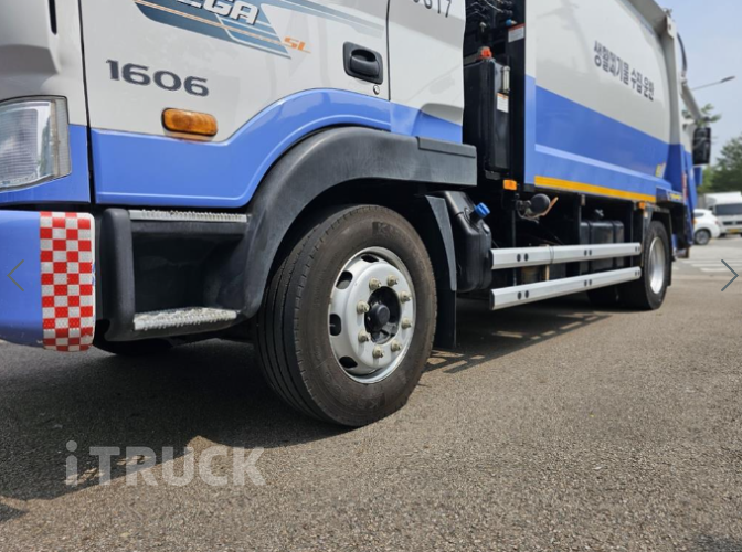 현대 압축진개 메가트럭 5톤 7