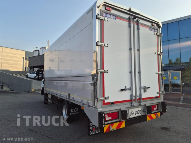 타타대우 더쎈 4톤 광폭 윙바디 데이캡(슈퍼캡, 킹캡) 4