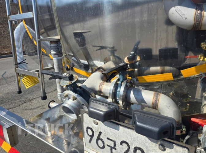 현대 살수차 메가트럭 스텐탱크 7,800L 수동 7