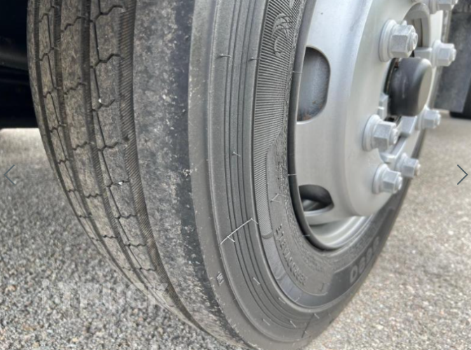 현대 살수차 메가트럭 스텐탱크 7,800L 수동 18