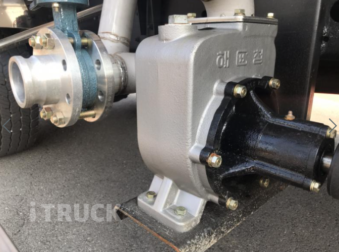 현대 살수차 메가트럭 스텐탱크 7,800L 수동 13